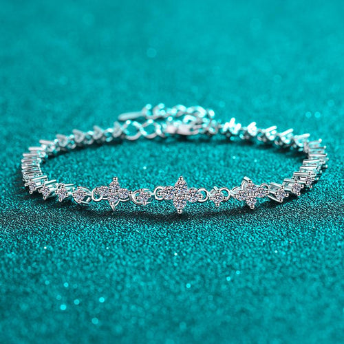 Bracelet with 1.38 Carat Moissanite Stones in Elegant Sterling Silver Featuring Floral Motifs