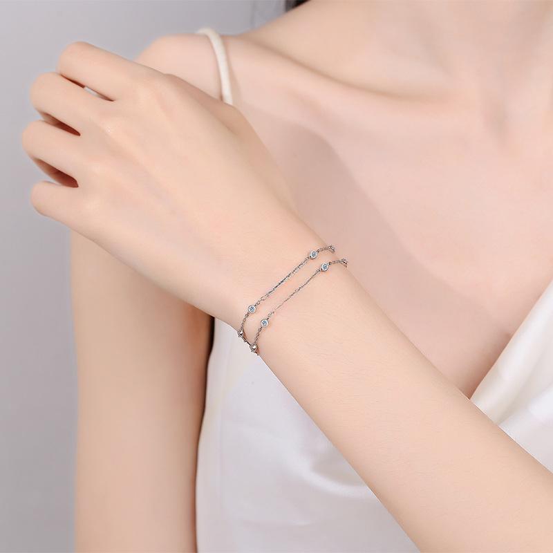 Bracelet with Oval Double Chain Design Featuring White and Blue Moissanite Stones in Platinum-Plated 925 Silver